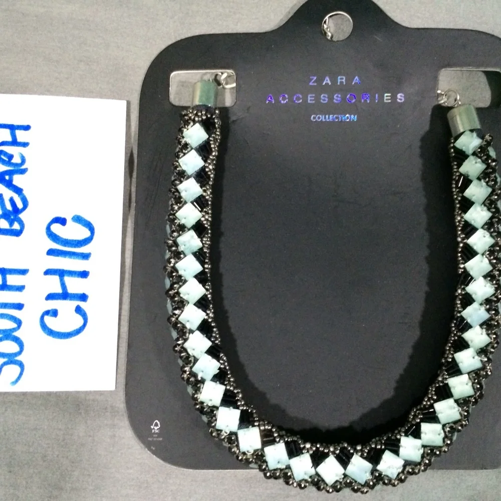 Zara Green/Black Statement Necklace NWT